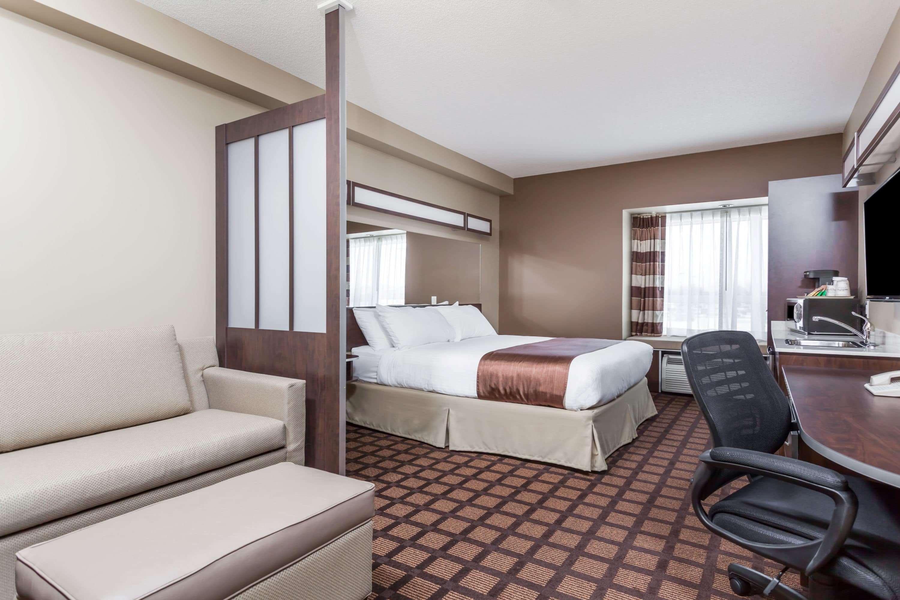 Microtel Inn & Suites By Wyndham - Тимминс Экстерьер фото